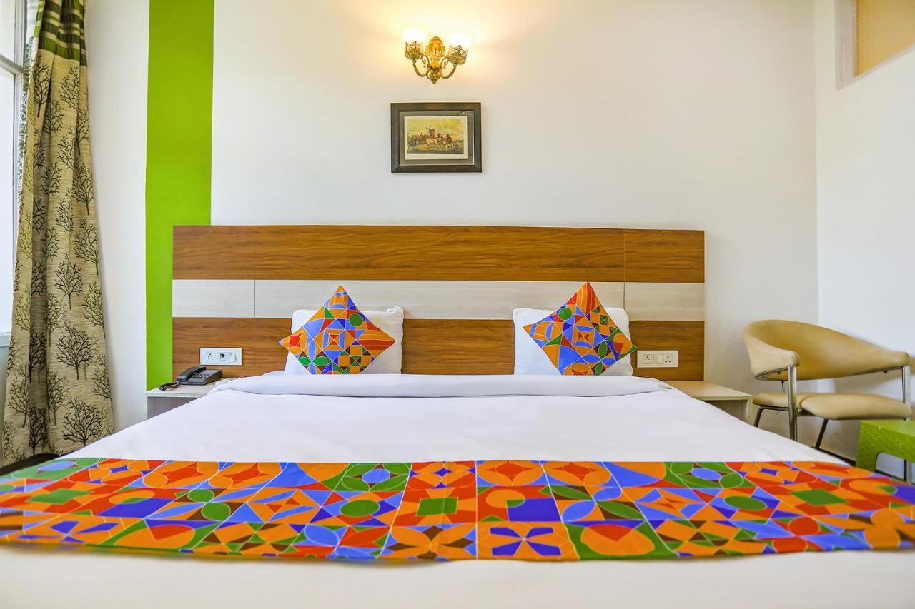 Fabhotel Aravali Suites 古尔冈 外观 照片