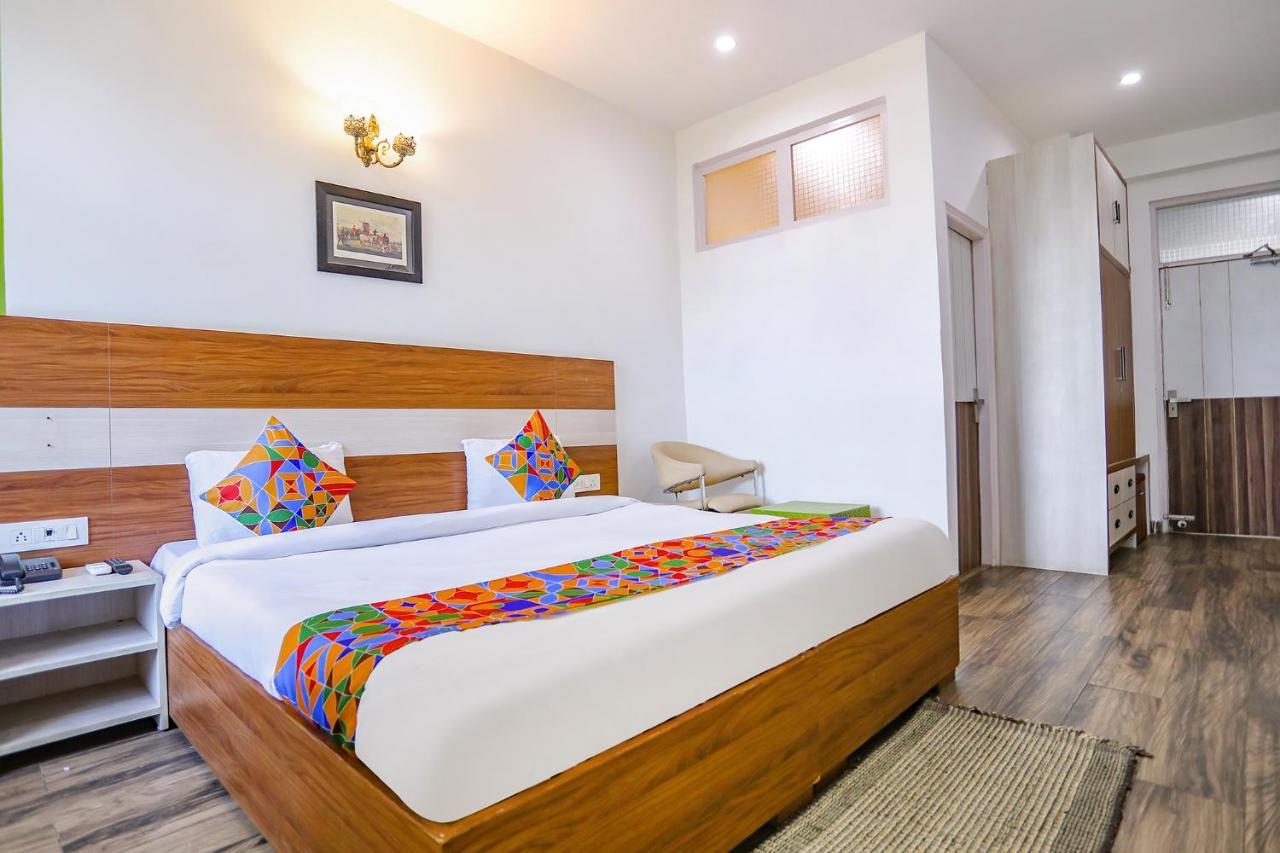 Fabhotel Aravali Suites 古尔冈 外观 照片