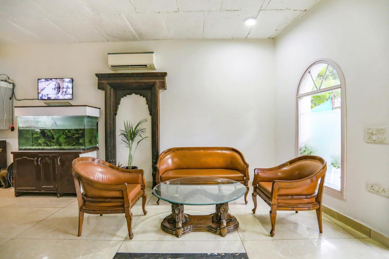 Fabhotel Aravali Suites 古尔冈 外观 照片
