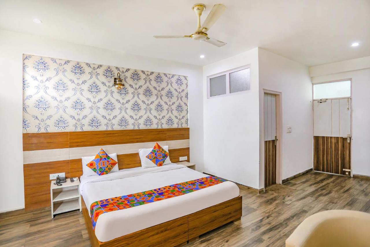 Fabhotel Aravali Suites 古尔冈 外观 照片